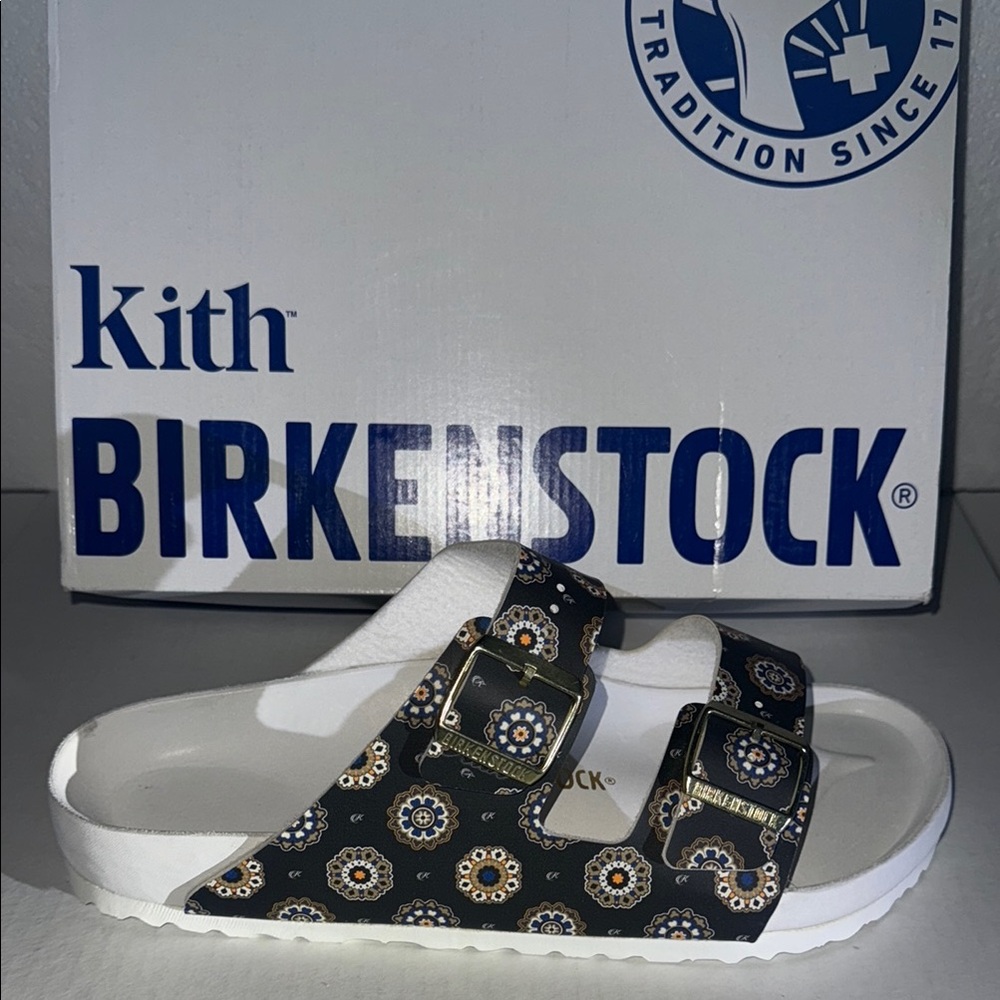 Birkenstock (mens sizes)Sandals - Black Floral